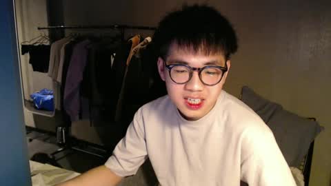 handsome_mannn online show from March 10, 11:16 pm