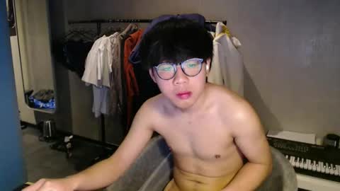 handsome_mannn online show from January 10, 5:20 am