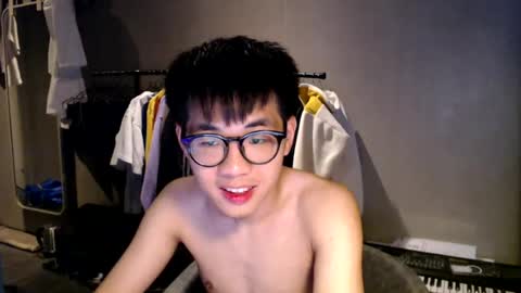 Snapshot of handsome_mannn chatting on July 17, 7:30 pm handsome_mannn online show from July 17, 7:30 pm