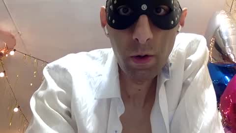Snapshot of handsomealfie chatting on July 12, 10:06 am HandsomeAlfie online show from July 12, 10:06 am