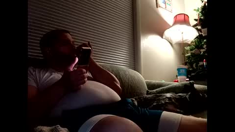 handsomedaddy198923 online show from September 12, 7:52 am