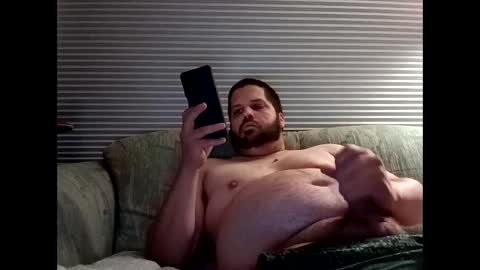 handsomedaddy198923 online show from September 28, 9:47 am