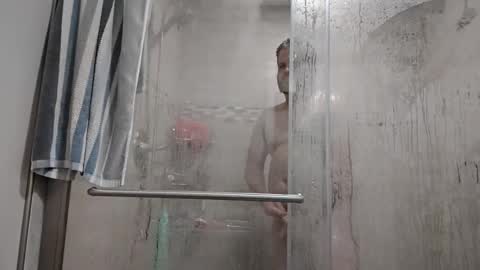 handsomedaddy198923 online show from October 30, 7:14 pm