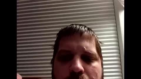 handsomedaddy198923 online show from November 30, 7:23 am