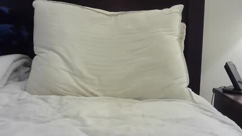 Snapshot of handsomehomebody chatting on January 31, 9:35 pm Handsome Homebody online show from January 31, 9:35 pm