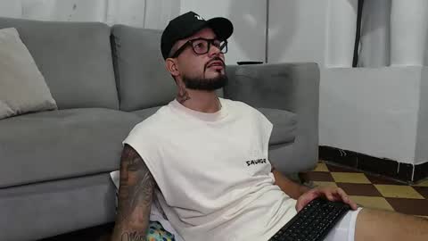 Handsomen online show from January 19, 3:43 am