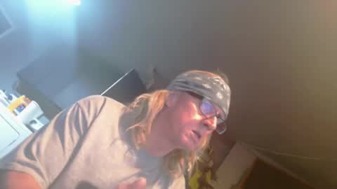 Snapshot of handyman5303 chatting on January 31, 6:25 pm Handystudman online show from January 31, 6:25 pm