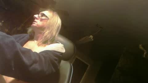 Snapshot of handyman5303 chatting on February 4, 2:32 pm Handystudman online show from February 4, 2:32 pm