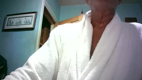 Snapshot of handymanforyou177322 chatting on June 10, 11:35 pm handymanforyou177322 online show from June 10, 11:35 pm