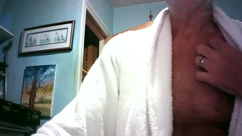 handymanforyou177322 online show from August 4, 9:39 pm