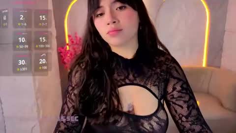 Snapshot of hani_amber_tx chatting on July 23, 12:47 pm Follow me.. Live 730 to 1400 online show from July 23, 12:47 pm