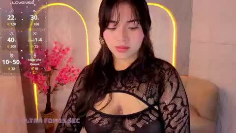 Snapshot of hani_amber_tx chatting on July 26, 12:45 pm Follow me.. Live 730 to 1400 online show from July 26, 12:45 pm