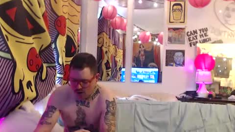 Snapshot of hankrams chatting on February 25, 6:09 pm hank rams online show from February 25, 6:09 pm