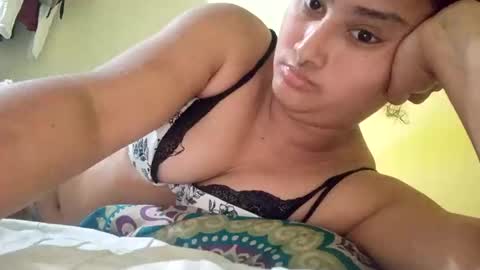 Snapshot of hann675654 chatting on September 23, 8:34 pm Hann675654 online show from September 23, 8:34 pm