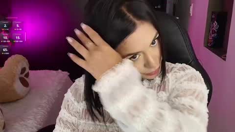 Snapshot of hanna_1sweet chatting on September 20, 11:22 am hanna online show from September 20, 11:22 am