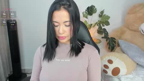 Snapshot of hanna_1sweet chatting on February 15, 5:31 pm hanna online show from February 15, 5:31 pm