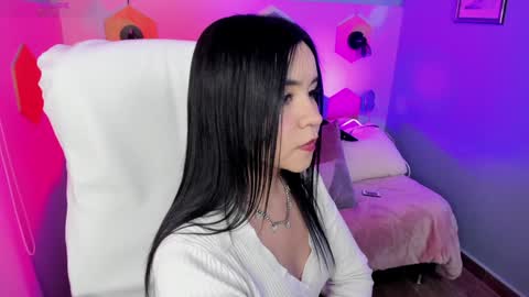 hanna  online show from December 21, 4:30 am