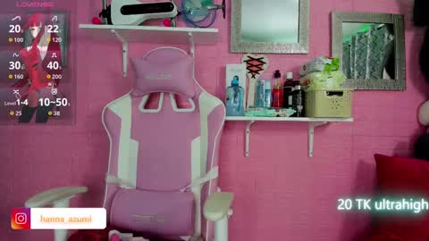 Snapshot of hanna_azumi_ chatting on September 15, 12:32 am hanna online show from September 15, 12:32 am