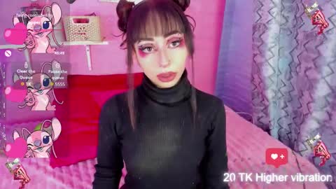 Snapshot of hanna_azumi_ chatting on October 29, 2:36 am hanna online show from October 29, 2:36 am