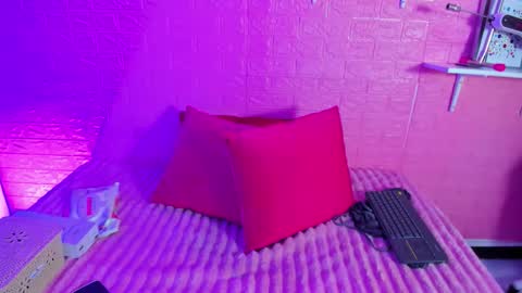 Snapshot of hanna_azumi_ chatting on November 22, 3:16 am hanna online show from November 22, 3:16 am