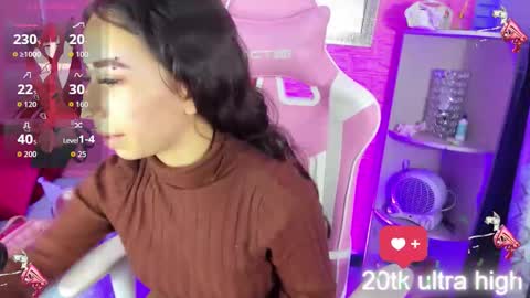 Snapshot of hanna_azumi_ chatting on November 28, 3:09 am hanna online show from November 28, 3:09 am