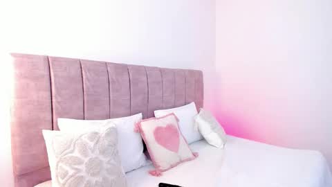 Snapshot of hanna_bunny15 chatting on November 20, 10:09 pm hanna_bunny15 online show from November 20, 10:09 pm