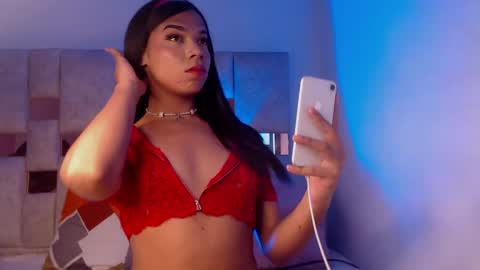 H A N A FOXX online show from April 3, 11:25 pm