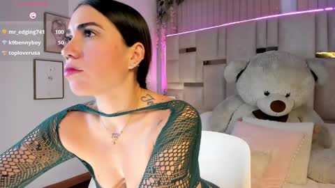 Hanna Klover online show from April 28, 3:33 am