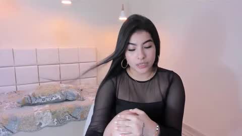 Snapshot of hanna_lee4 chatting on March 9, 11:42 pm Hanna online show from March 9, 11:42 pm