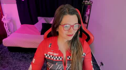 hanna_ma online show from March 27, 8:30 pm
