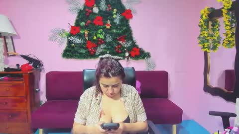 Hanna online show from January 10, 1:40 am