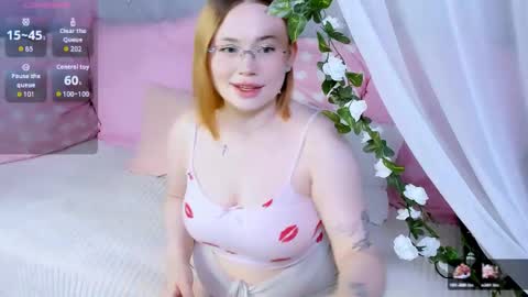 Snapshot of hanna_mel chatting on May 19, 10:21 am Hanna online show from May 19, 10:21 am