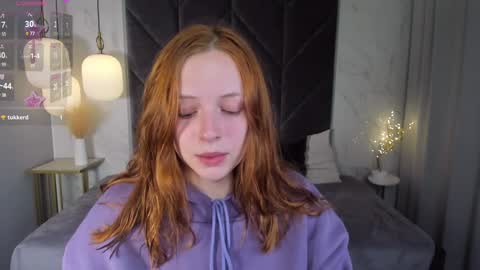 Snapshot of hanna_melon chatting on December 3, 8:17 pm Hanna next stream is Mo 8pm-6am by CET online show from December 3, 8:17 pm