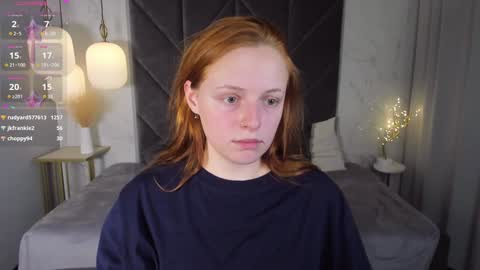 Snapshot of hanna_melon chatting on December 3, 11:24 pm Hanna next stream is Mo 8pm-6am by CET online show from December 3, 11:24 pm