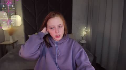 Snapshot of hanna_melon chatting on December 6, 8:18 pm Hanna next stream is Mo 8pm-6am by CET online show from December 6, 8:18 pm