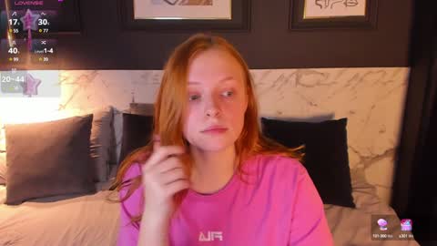 Snapshot of hanna_melon chatting on December 15, 8:47 pm Hanna next stream is Mo 8pm-6am by CET online show from December 15, 8:47 pm