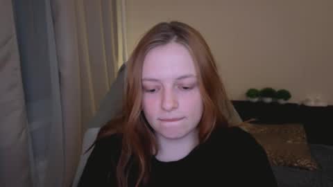 Snapshot of hanna_melon chatting on February 9, 7:52 pm Hanna next stream is Mo 8pm-6am by CET online show from February 9, 7:52 pm