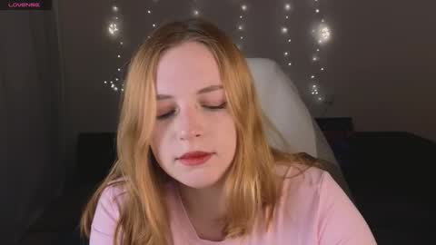 Snapshot of hanna_melon chatting on October 20, 7:58 pm Hanna next stream is Mo 8pm-6am by CET online show from October 20, 7:58 pm