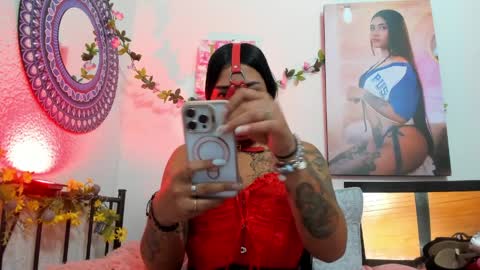 Snapshot of hanna_moore10 chatting on April 3, 7:56 pm Hanna online show from April 3, 7:56 pm