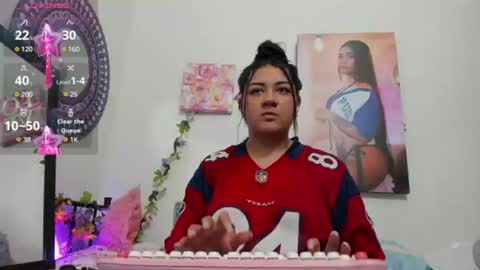 Snapshot of hanna_moore10 chatting on June 23, 7:23 pm Hanna online show from June 23, 7:23 pm