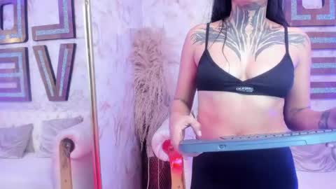 EVA online show from May 5, 2:08 am
