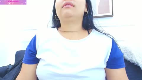 HANNA SOFIA online show from November 15, 10:45 am