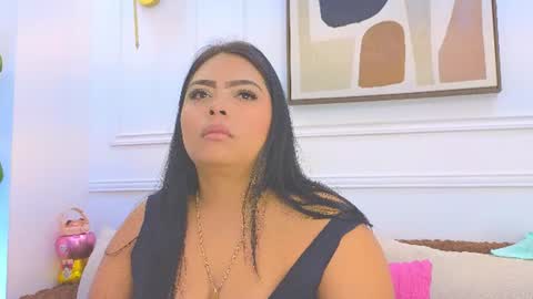 Snapshot of hanna_squirt_1 chatting on June 15, 11:01 am HANNA SOFIA online show from June 15, 11:01 am