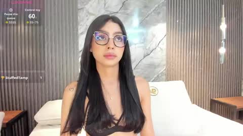 Snapshot of hanna_stell chatting on June 1, 11:34 am Hanna S online show from June 1, 11:34 am