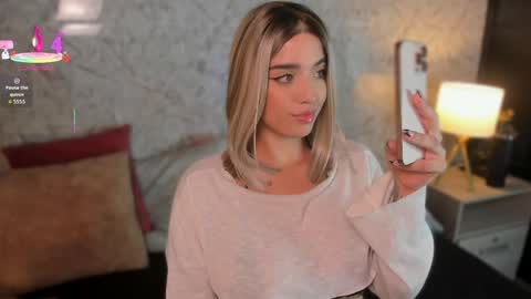 Snapshot of hanna_vasquez chatting on May 23, 8:13 pm Hanna online show from May 23, 8:13 pm