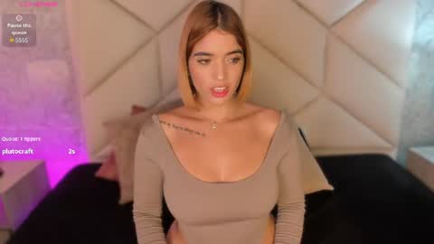 Snapshot of hanna_vasquez chatting on July 24, 8:40 pm Hanna online show from July 24, 8:40 pm