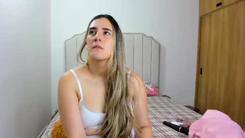 Snapshot of hannaa86 chatting on December 31, 12:25 pm Hanna online show from December 31, 12:25 pm