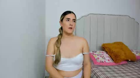 Snapshot of hannaa86 chatting on January 10, 11:39 pm Hanna online show from January 10, 11:39 pm