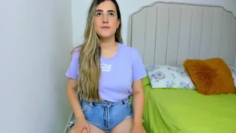 Snapshot of hannaa86 chatting on January 31, 7:18 pm Hanna online show from January 31, 7:18 pm