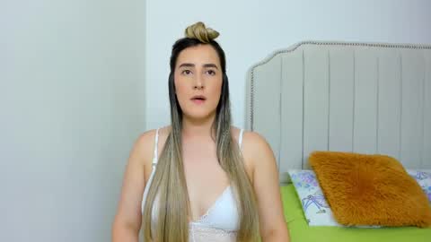 Snapshot of hannaa86 chatting on March 7, 9:17 pm Hanna online show from March 7, 9:17 pm